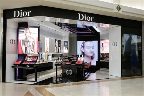 Dior online boutique